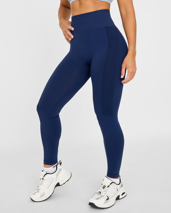 Essentials Leggings - hover image